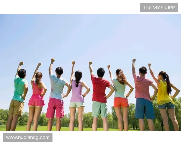 以网球为纽带探寻竞技精神与青春激情交织的运动人生 以网球为纽带探寻竞技精神与青春激情交织的运动人生