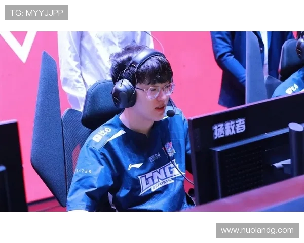 赛后分析LNG与RNG在战术灵活性上的较量与启示