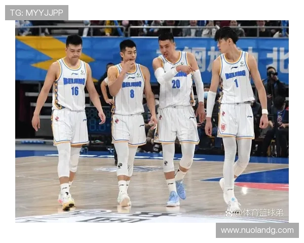 全面解析篮球运动员职业成长历程与赛场表现深度观察全景趋势研判