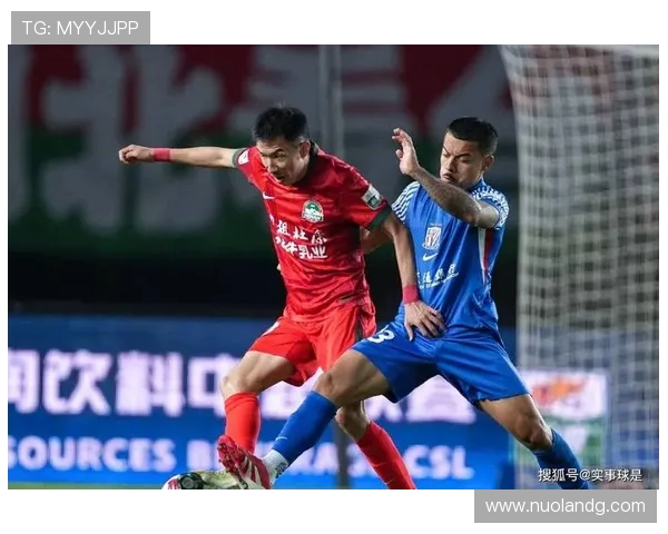 成都蓉城迎战青岛海牛展开激烈较量力争三分保住领先位置