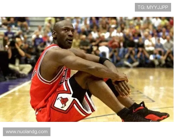 2001年乔丹与皮蓬的传奇对决回顾与篮球历史的深远影响分析